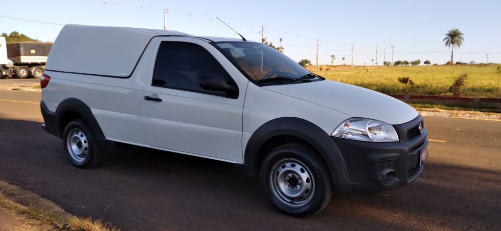 Capota de Fibra para Fiat Strada furgão lisa